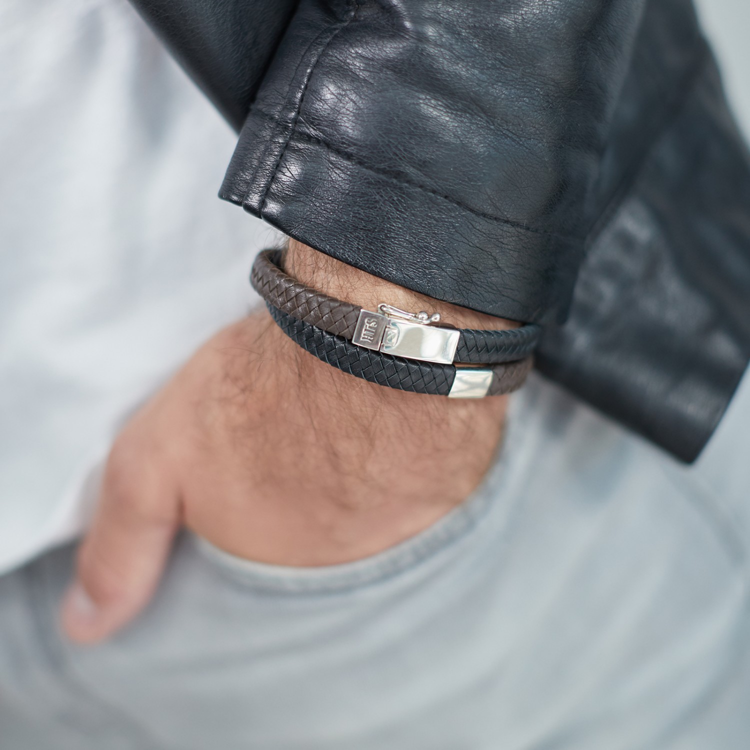 Entertainment Verhuizer afschaffen SILK Wikkel Armband | 258BBR Armband Alpha | Zwart Bruin Leer